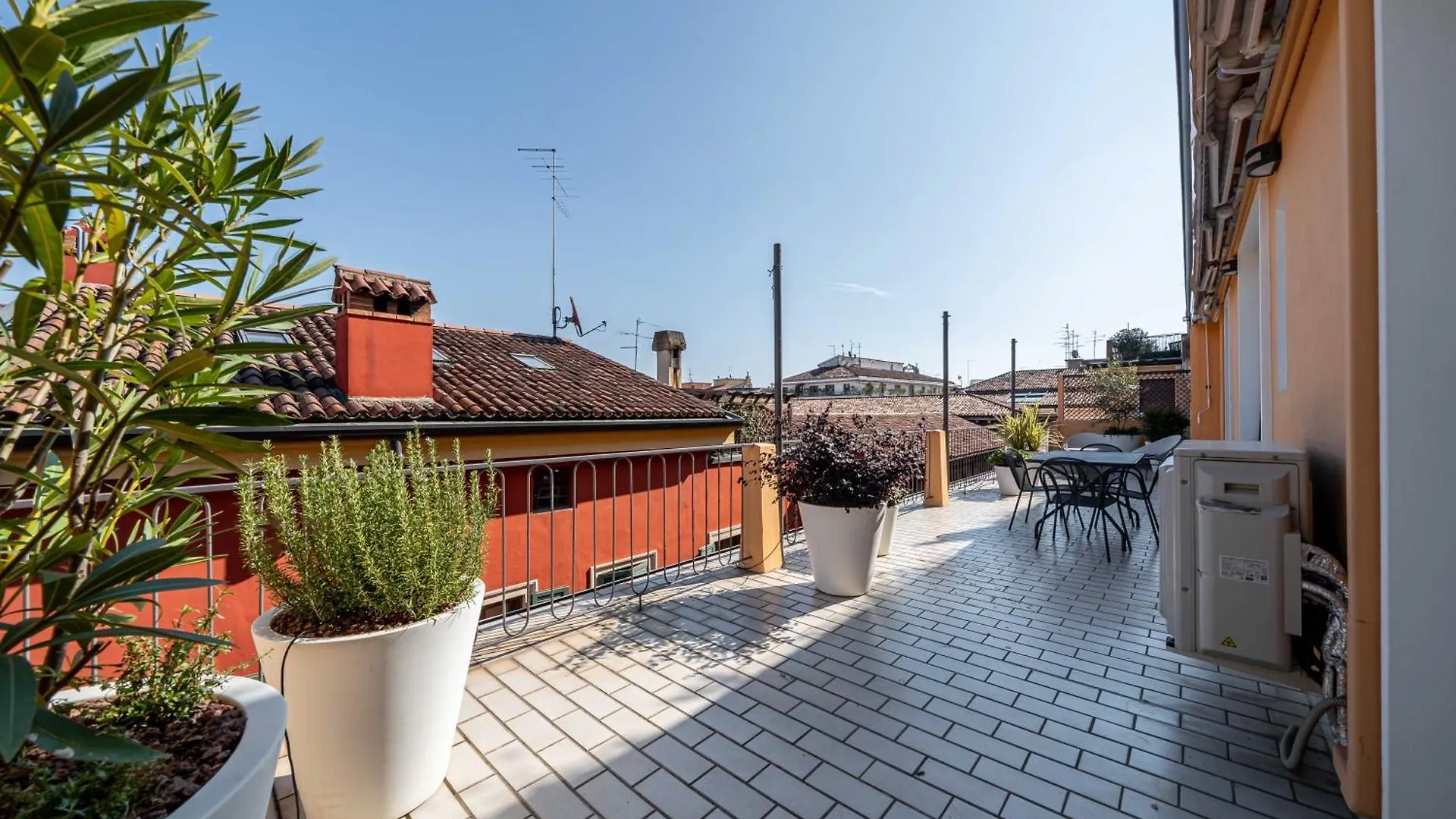Residenza Veronica Dietro L'Arena Verona 0*,